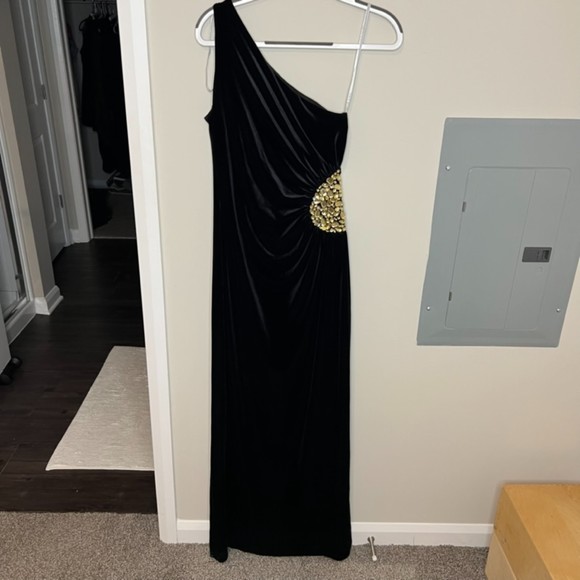 Mikael Aghal Embellished Black Velvet Long Dress Gown Size 10 - Picture 1 of 11